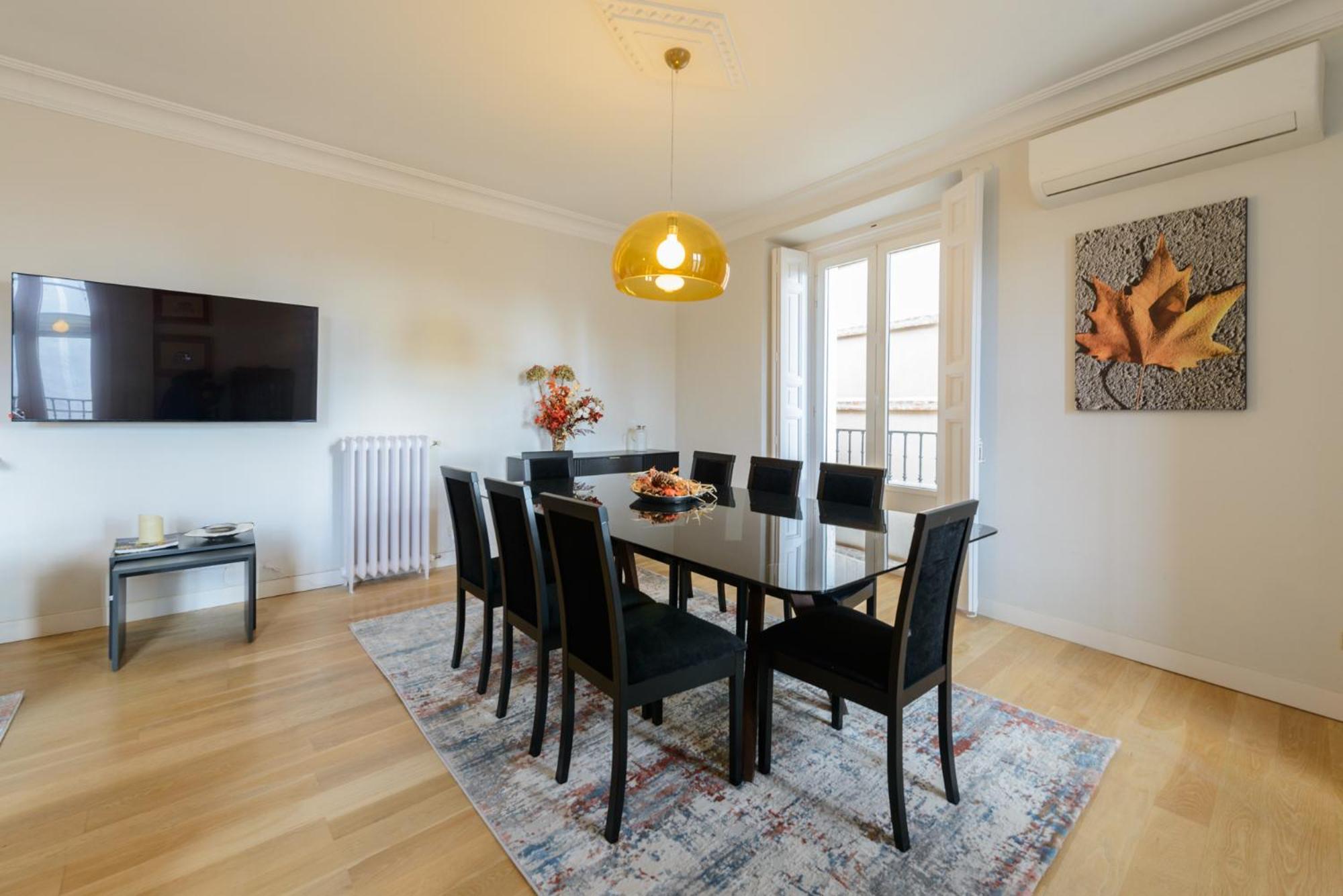 170m2 Muy Amplio Y Lujoso- 1 Min Plaza Mayor Apartamento Madrid