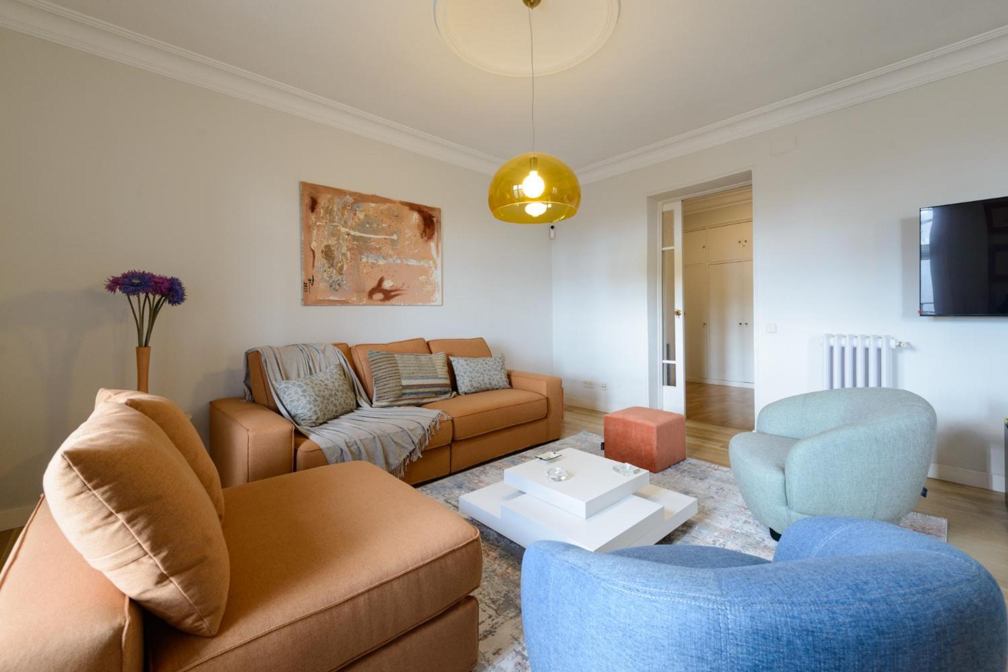 Apartamento 170m2 Muy Amplio Y Lujoso- 1 Min Plaza Mayor