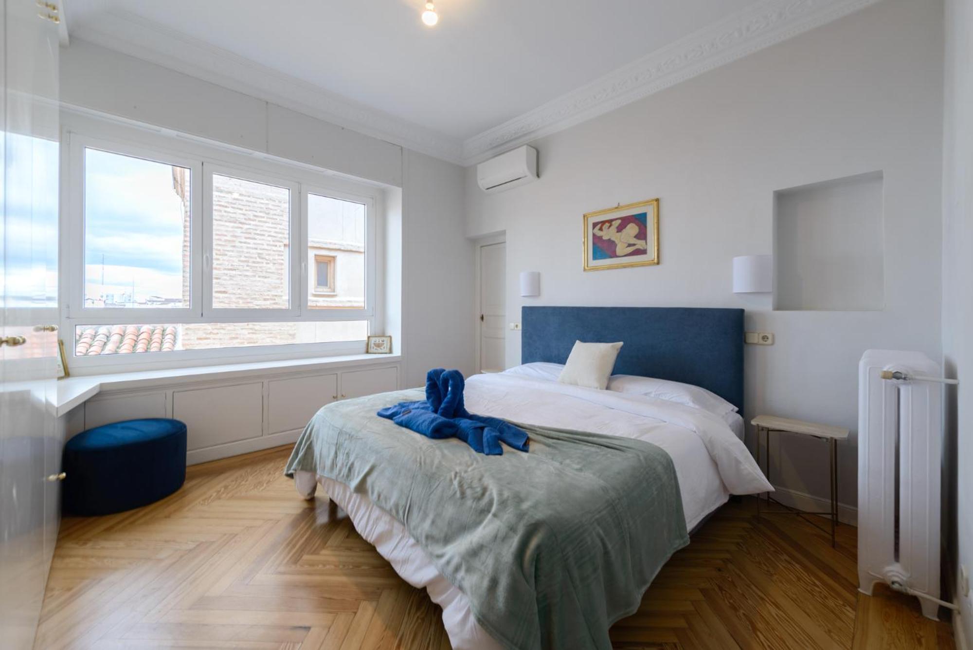170m2 Muy Amplio Y Lujoso- 1 Min Plaza Mayor Apartamento *