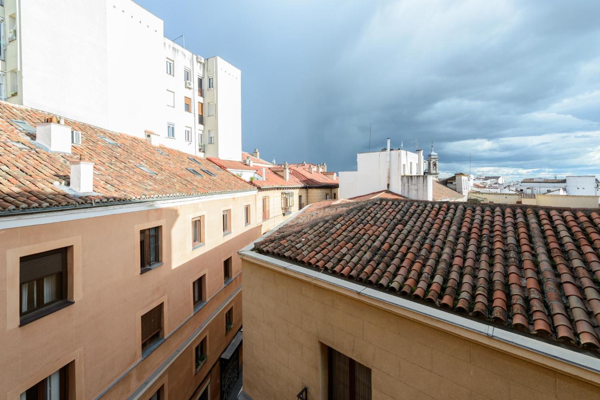 170m2 Muy Amplio Y Lujoso- 1 Min Plaza Mayor Apartamento